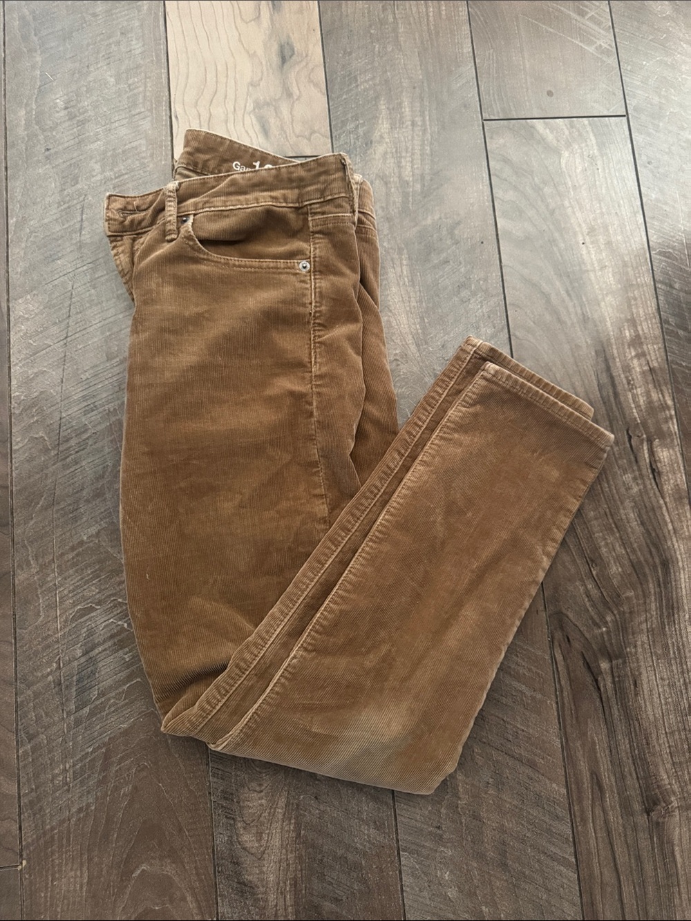 GAP Women's Skinny Corduroy Jeans in Warm Brown